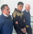 Alberto Carlos Mejía Hernández, sindicado como el sicario del Rey de Meiggs, regresó la tarde de este jueves a Chile tras ser extraditado desde Colombia. El ciudadano venezolano se había fugado del país tras ser dejado en libertad por error.