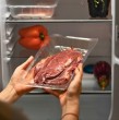 Revisa el método más eficaz y seguro para descongelar carne en esta época de Fiestas Patrias. Algunos la dejan expuesta al sol para que se ablande más rápido, pero los expertos recomiendan otro método.