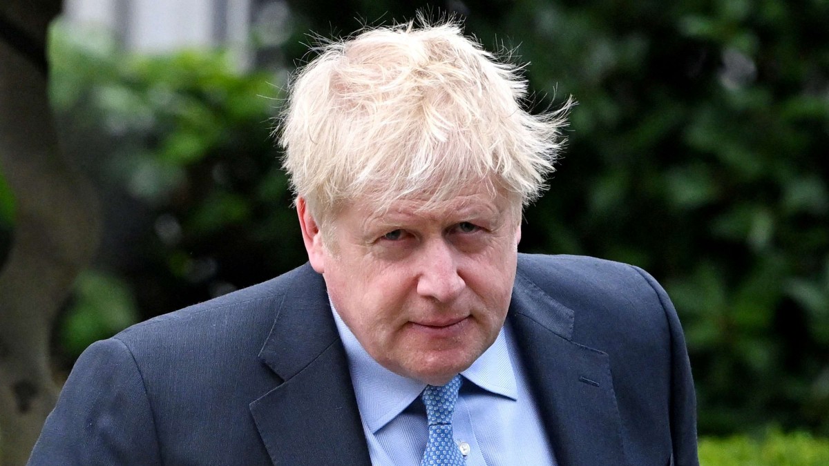 Tensión internacional: Boris Johnson viajaba en el tren anterior al que fue alcanzado por un dron ruso