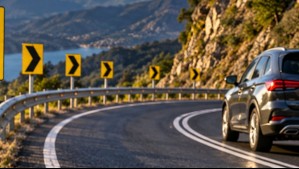 Pocos lo saben | Qué significa ver una o dos flechas en una curva en carretera y por qué debes frenar