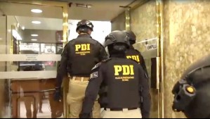 PDI allana casa de cambio vinculada a exfiscal Vinko Fodich en el centro de Santiago