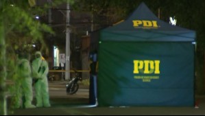 Ataque a balazos en Quinta Normal deja un muerto y un herido: víctimas se habrían reunido con los atacantes en la calle