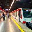 Revisa en detalle los horarios del Metro de Santiago durante las Fiestas Patrias. El tren subterráneo operará con un horario distinto al habitual debido a los feriados irrenunciables.