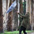 La Dirección Meteorológica de Chile actualizó la alerta por viento moderado a fuerte que se registrará desde la noche del sábado 19 de septiembre hasta la noche del domingo 20 de septiembre en zonas de 7 regiones del país.