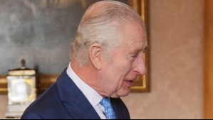 Rey Carlos III envía saludo a Chile por Fiestas Patrias, pero confunde la fecha