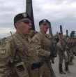 Efectivos del Ejército de Chile desfilaron en la tradicional Parada Militar.  Como se ha hecho costumbre, todos ellos pasaron cantando Los Viejos Estandartes, lo que les valió un fuerte reconocimiento de los presentes.