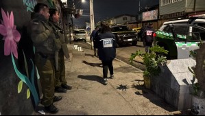 Venían regresando de una fonda: Adolescente de 16 años muere y su hermano queda en riesgo vital tras ataque a disparos