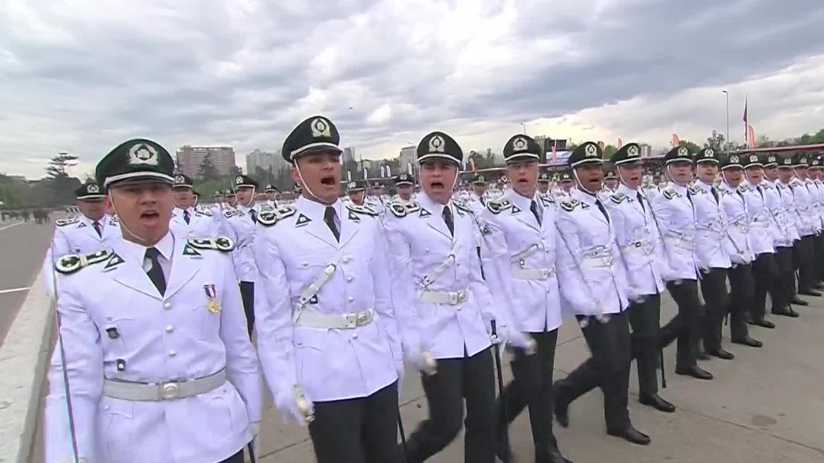 Parada Militar 2026: Gendarmería debutó con aplausos en su primer desfile en la elipse el Parque O'Higgins