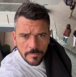 Juan Pedro Verdier fue hospitalizado tras sufrir fuertes dolores de cabeza y vómitos. Conoce qué es la cefalea en racimos, cuáles son sus síntomas y por qué puede provocar crisis tan intensas.