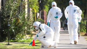 Balean a mujer y a comerciante que intentó ayudarla en Maipú: Víctima escapaba de turba y se había refugiado en un negocio