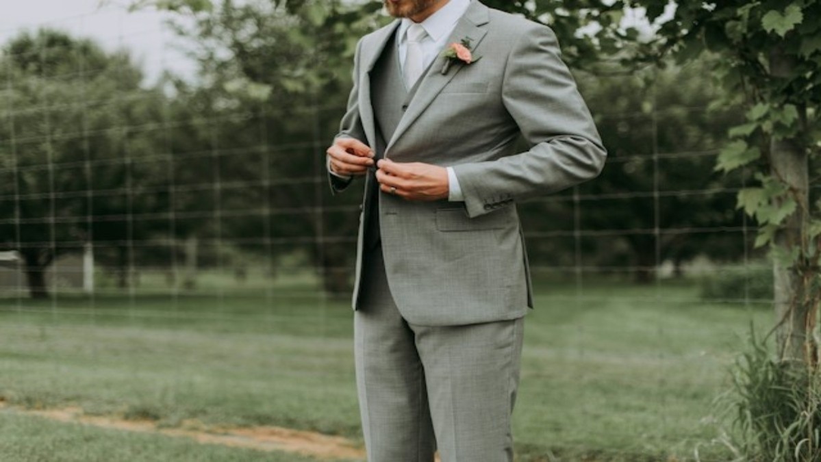 Cómo vestirse para una fiesta o evento formal sin perder comodidad ni estilo