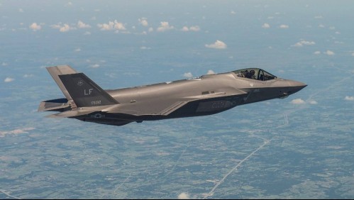 ¿Cuánto demora en viajar un F-35 desde Santiago a Punta Arenas?