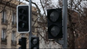 Hasta 6 horas sin luz en la RM: Estas son las comunas que tendrán cortes programados este domingo