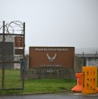 La policía británica declaró el domingo un incidente grave y ordenó la evacuación de varias viviendas cercanas a una base militar en el oeste de Inglaterra, en el Reino Unido, utilizada por la Fuerza Aérea de Estados Unidos. ¡Detalles!