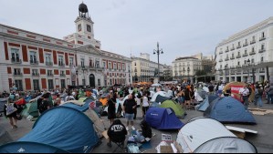 Tras dramático caso de mujer de 87 años: Cientos de personas acampan en Madrid contra la crisis de la vivienda