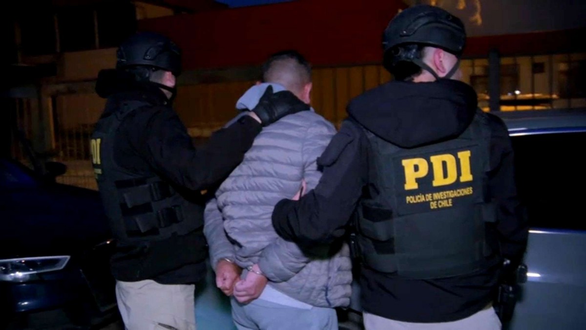 Caen presuntos miembros del PCC en Chile: Brasileño dirigía célula desde la cárcel