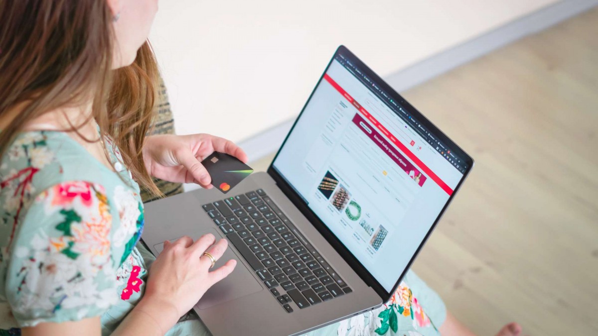 Gigante chino se adelanta al Cyber Monday y lanza ofertas con descuentos de hasta un 70%