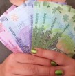 El Bono de $30 mil por hijo contempla un aporte económico para quienes cumplen con los requisitos establecidos. Revisa quiénes pueden recibirlo, cómo se entrega y cuánto tiempo hay para cobrarlo.