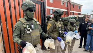 Operativo antidrogas en Cerrillos termina con 7 detenidos: Allanan 10 domicilios a metros de un colegio