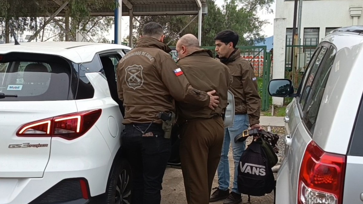 Cuatro carabineros de Rancagua son detenidos y dados de baja por posible vínculo con vehículos robados