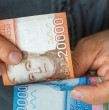 Revisa en detalle cuáles son los bonos que están disponibles para cesantes en octubre. Se trata de diversos beneficios que buscan mitigar el impacto económico que genera esta situación.