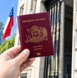 Un nuevo informe de la Contraloría contabilizó a 7.207 servidores públicos que registraron salidas del país mientras tenían licencias médicas durante 2025. Más detalles en la nota.