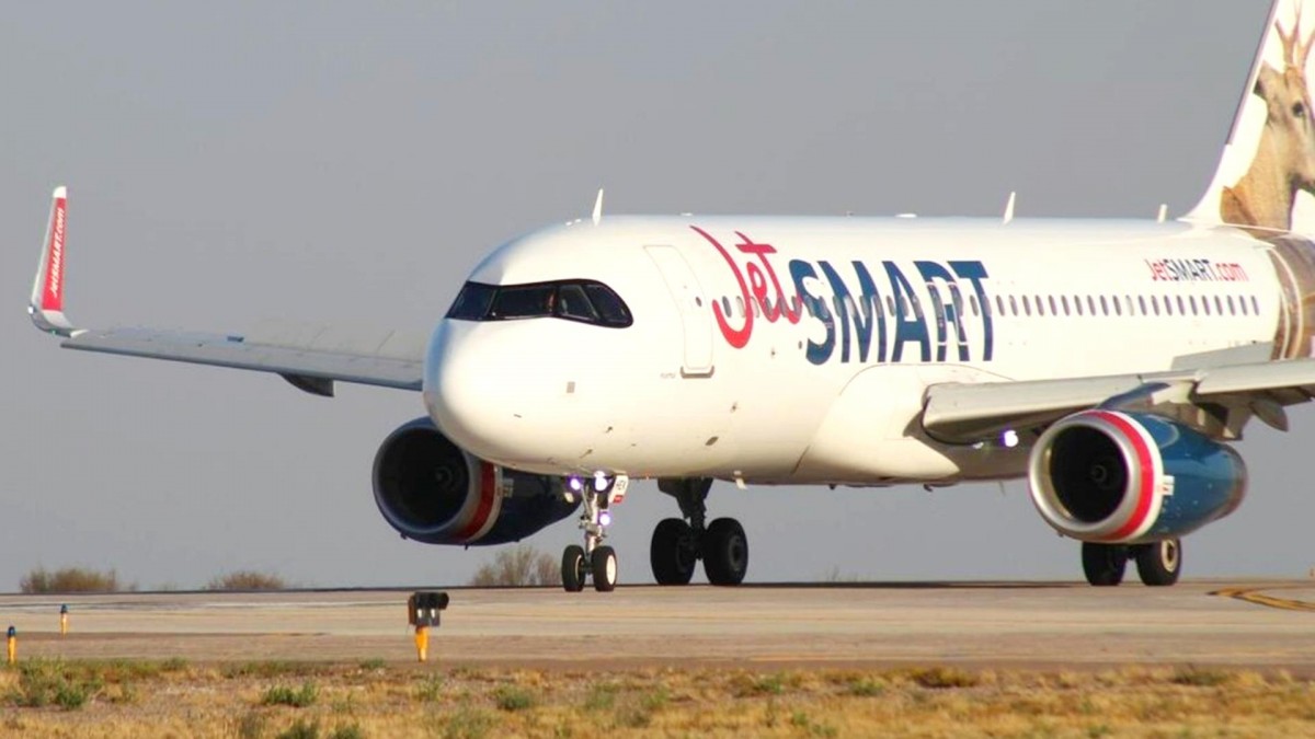 Aerolínea nacional elimina nueve rutas y cancela pasajes: Sernac citó a declarar a la empresa