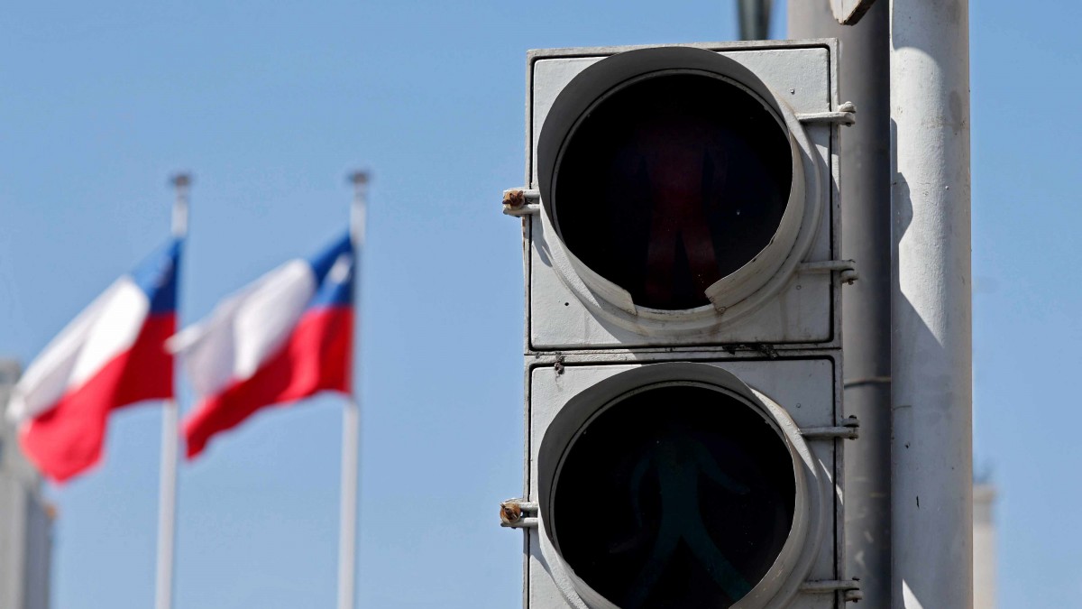 Hasta 7 horas sin servicio: Estas son las 4 comunas con cortes de luz programados para este domingo en la RM