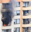 Durante la mañana de este domingo, inspectores municipales llegaron hasta un departamento ubicado en calle Salesianos, en la comuna de San Miguel, y posteriormente se constituyó Carabineros, luego de una denuncia por violencia intrafamiliar.
