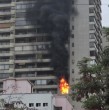 Un incendio se registró la mañana de este lunes en un edificio ubicado en la intersección de Santo Domingo con San Martín, en la comuna de Santiago Centro, Región Metropolitana.