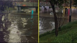Colapso por lluvias en Lo Espejo y Pedro Aguirre Cerda: Vehículos atrapados y pasos bajo nivel anegados