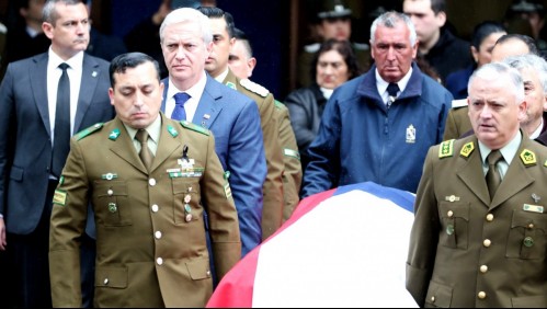 Presidente Kast asiste a funeral de carabinero Jaime Urrea: 'El asesino no va a quedar impune y se va a aplicar justicia'
