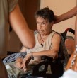 Maricarmen, la mujer de 87 años que fue desalojada de la vivienda donde había vivido durante más de siete décadas, murió este miércoles después de que su caso generara una ola de solidaridad y movilización social en Madrid.