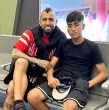 Monito Vidal, hijo de Arturo Vidal y Marité Matus, sorprendió al mostrar públicamente a su polola en redes sociales. Conoce a la joven y revisa cómo ha cambiado Alonso desde su etapa como youtuber.