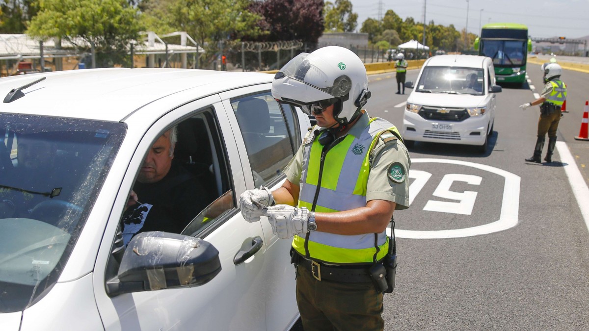 Más de 260 mil vehículos han salido de la RM por fin de semana largo: Seis personas han fallecido en accidentes de tránsito