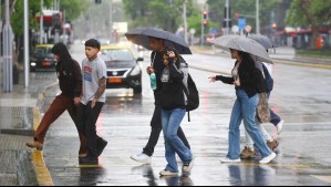 Lluvia y tormentas eléctricas en Santiago: ¿A qué hora comenzarían los chubascos este martes?