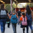 Conoce los requisitos para recibir el Bono por Deber de Asistencia Escolar de $10.000 mensuales. Es un beneficio no postulable para familias de Seguridades y Oportunidades.