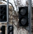 Un masivo corte de luz afecta la tarde de este martes a miles de hogares en algunas comunas de la Región Metropolitana, en medio de las lluvias que se registran en la capital.