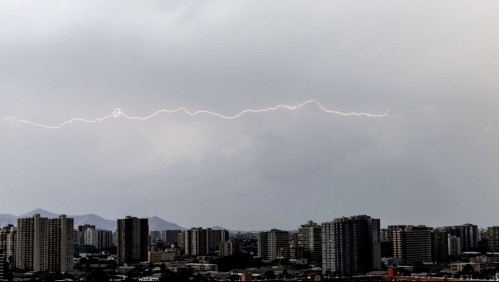 Tormenta eléctrica en la RM.