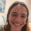 La actriz María Gracia Omegna sorprendió a sus seguidores al compartir una serie de registros en sus historias de Instagram, donde mostró cómo reaccionó su cuerpo tras sufrir la picadura de un insecto.