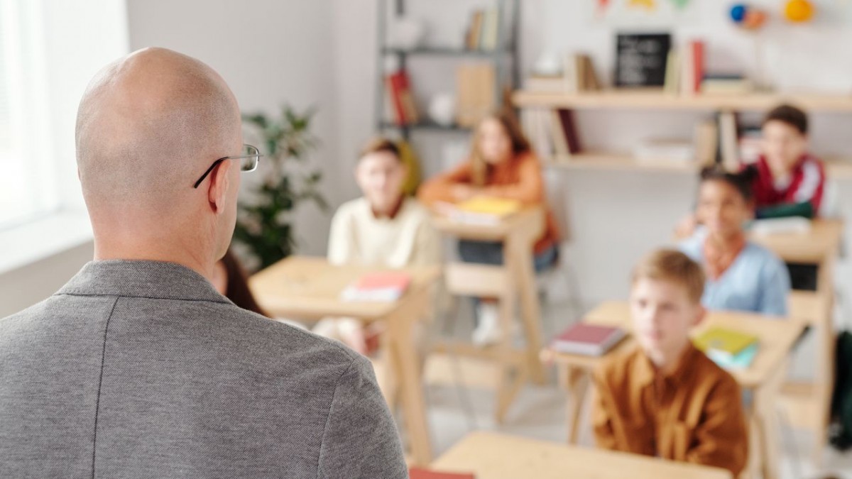 ¿Cuánto puede ganar un profesor en Estados Unidos? Revisa los sueldos y el costo de vida para docentes