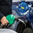Las bencinas podrían subir $41,3 por litro y el diésel $90 desde el jueves 22 de octubre, según una proyección del OCEC-UDP. El alza estaría marcada por el precio internacional del petróleo y el encarecimiento del dólar.