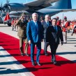 José Antonio Kast llegó a Bolivia para reunirse con Rodrigo Paz en una visita histórica, la primera de un Presidente chileno a dicho país en 71 años. La agenda contempla acuerdos económicos, mineros y de seguridad.