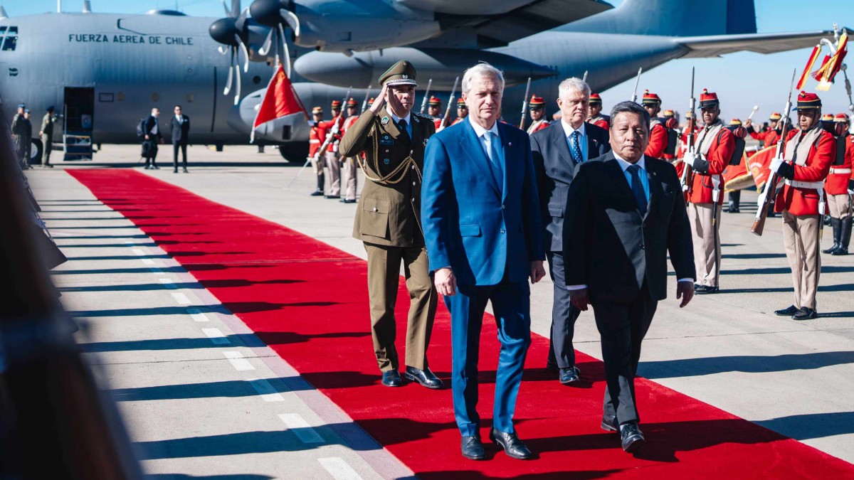 Histórica llegada de Kast a La Paz: Hace 71 años que un Presidente de Chile no realizaba una visita de Estado a Bolivia
