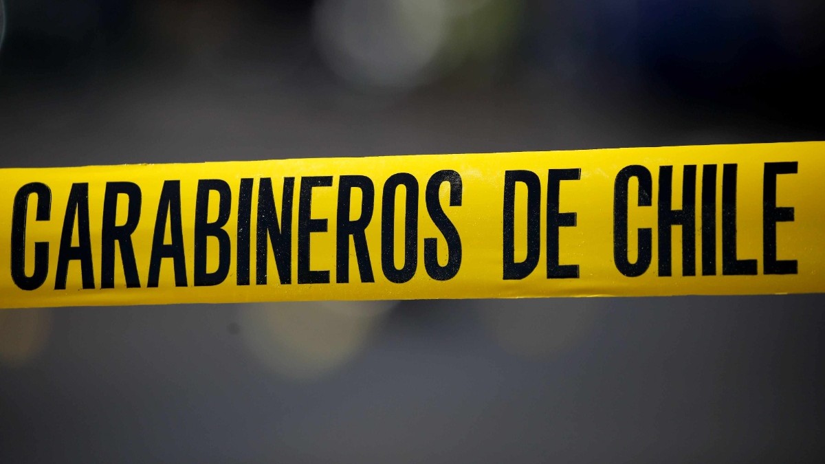 Conductor muere tras volcar su vehículo y caer a la ribera del río Maipo en la comuna de Buin
