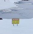 La posibilidad de que se registren nuevos desprendimientos de nieve obligó a detener las labores destinadas a recuperar el cuerpo de la tercera víctima de la avalancha ocurrida el sábado en el sector de la Laguna del Inca. ¡Detalles!