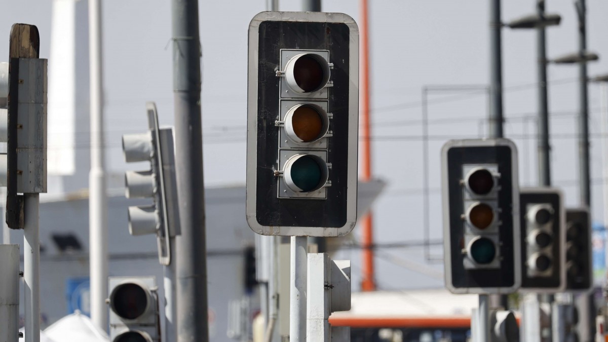 Por hasta 8 horas: Anuncian cortes de luz para 9 comunas de Santiago este martes