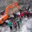 Un deslizamiento de tierra en una mina de oro de Nariño, Colombia, dejó al menos nueve muertos y podría haber decenas de personas atrapadas. La zona además registra presencia de grupos armados.