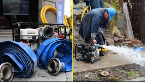 Dúplex en el que se ve una motobomba, como las que adquirirá el Gobierno de Santiago. En la otra imagen, un hombre utiliza una de estas máquinas para extraer agua de un sector.