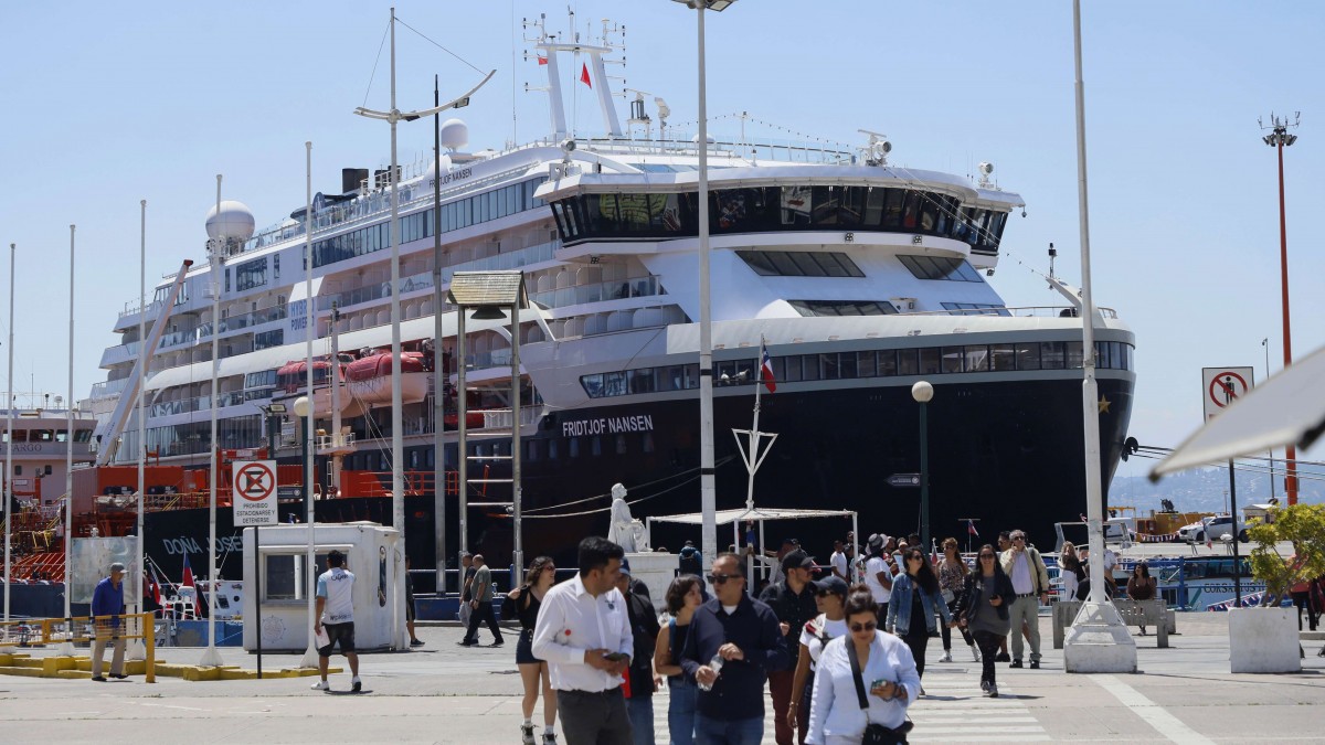 Inicia nueva temporada de cruceros en Valparaíso: "Es un destino que atrae al turismo internacional"